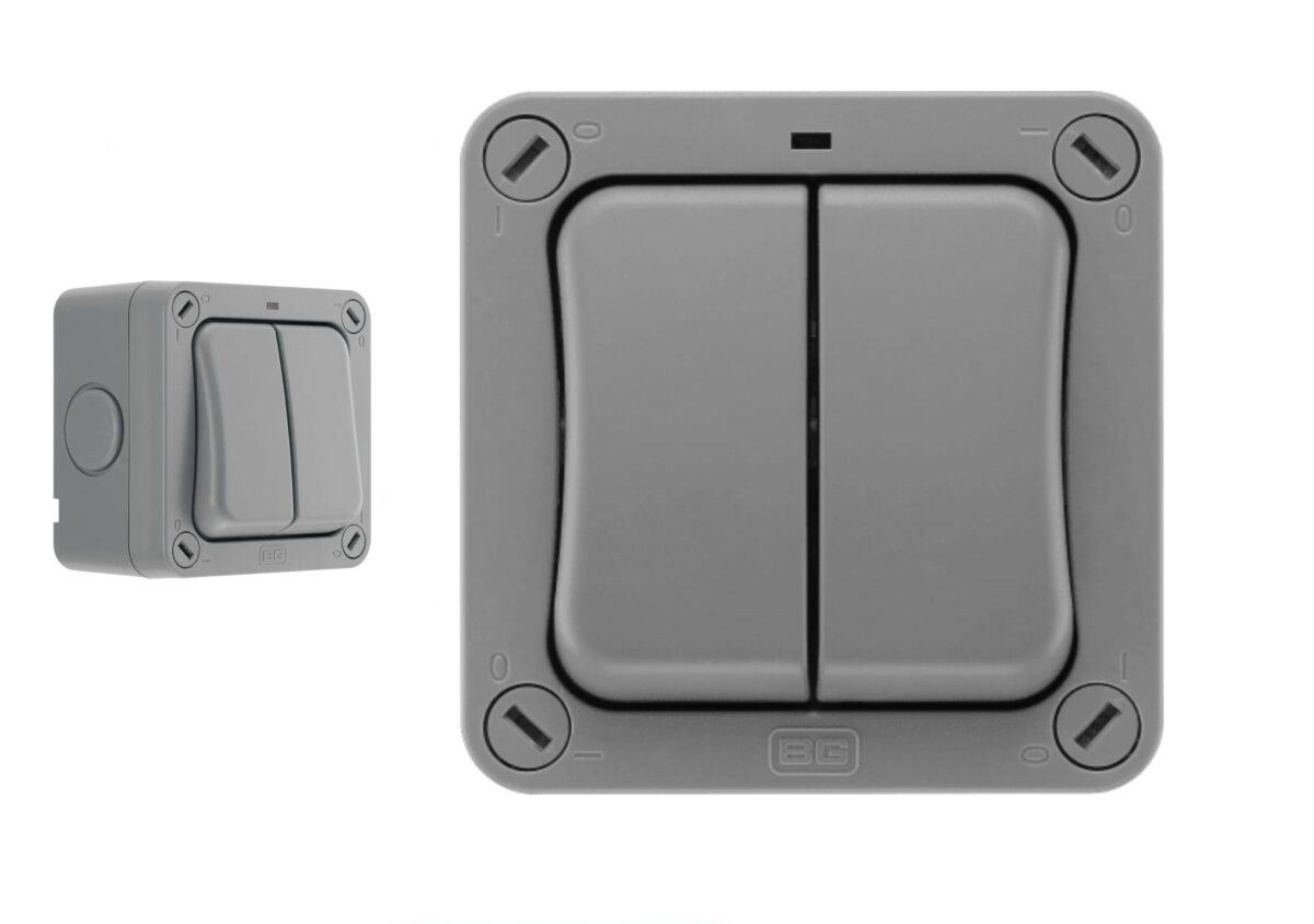bg switch2 BG Outdoor Double Switch 2 Way 20AX Press - Image 1
