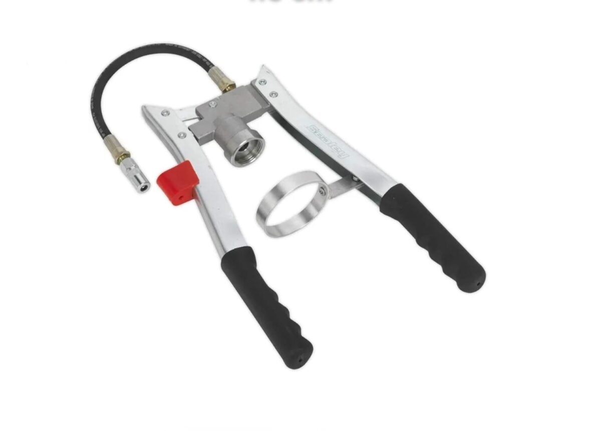 sealey grease gun Sealey Double Lever Grease Gun - Image 1