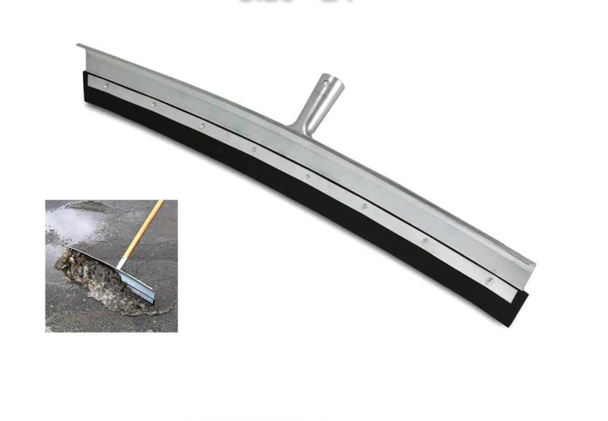 squeegee curved Unger 24" AquaDozer MAX Smooth Surface Curved Floor Squeegee - Image 1
