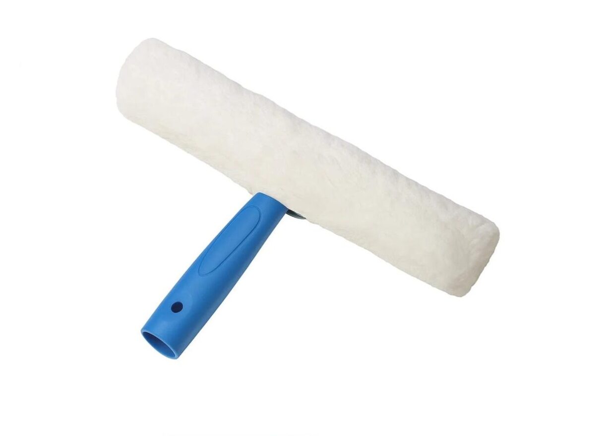 Ettore 10" All Purpose Window Washer with Microfiber Sleeve - Image 1
